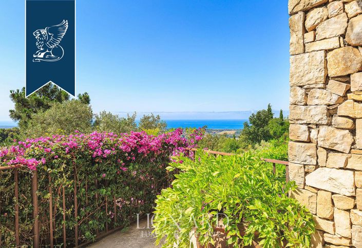 Image No.24-6 Bed Villa for sale