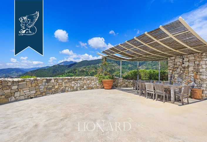 Image No.32-6 Bed Villa for sale