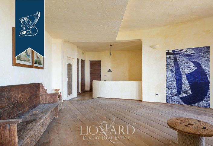 Image No.47-6 Bed Villa for sale