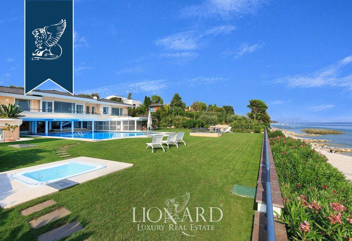 Image No.1-2 Bed Villa for sale