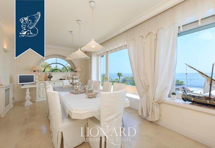 Image No.27-2 Bed Villa for sale