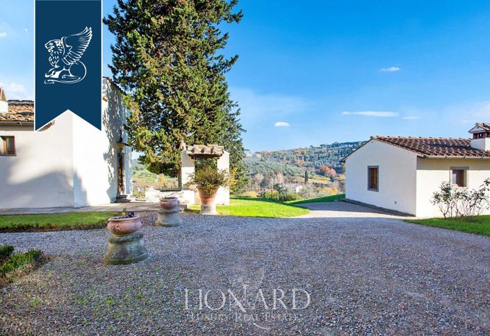 Image No.8-Villa for sale