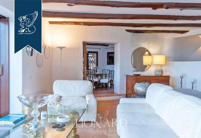 Image No.10-6 Bed Villa for sale