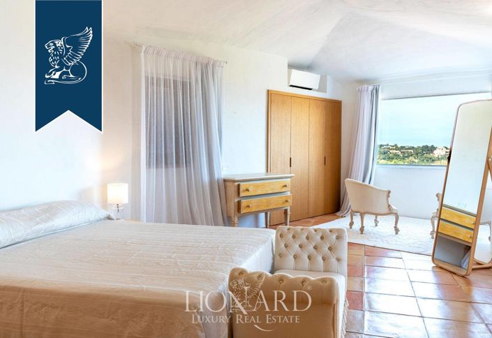 Image No.14-6 Bed Villa for sale