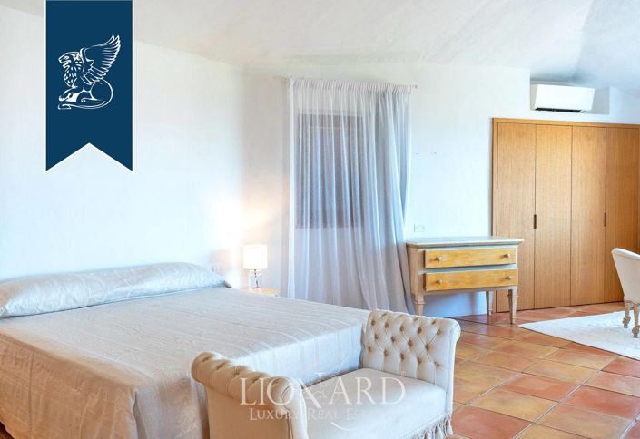 Image No.18-6 Bed Villa for sale