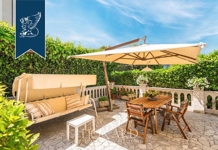 Image No.15-6 Bed Villa for sale