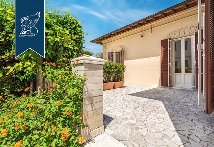 Image No.7-6 Bed Villa for sale