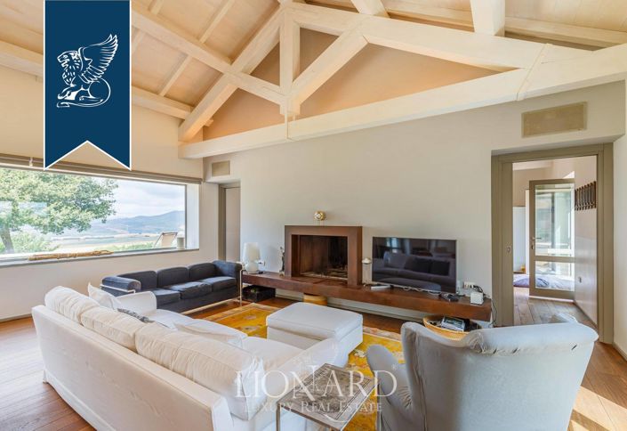 Image No.25-4 Bed Villa for sale