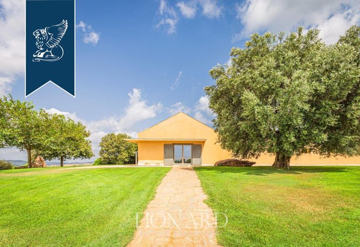 Image No.3-4 Bed Villa for sale