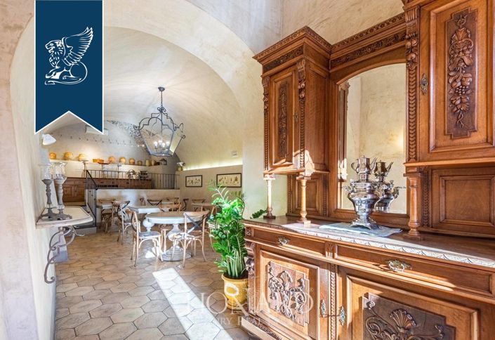 Image No.18-14 Bed Hotel for sale