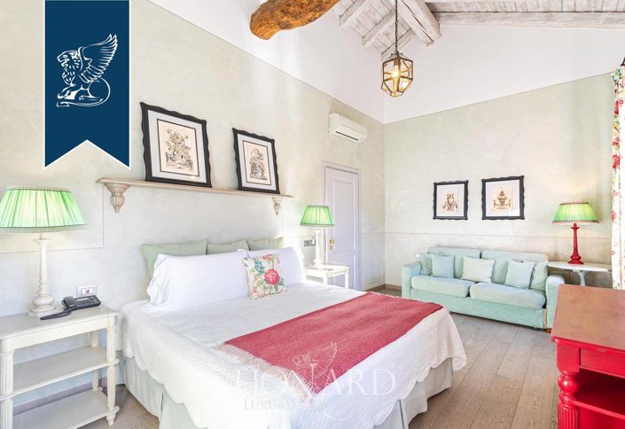 Image No.27-14 Bed Hotel for sale