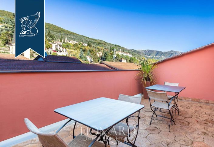 Image No.40-14 Bed Hotel for sale