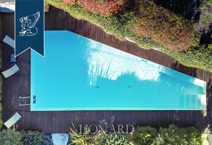 Image No.42-14 Bed Hotel for sale