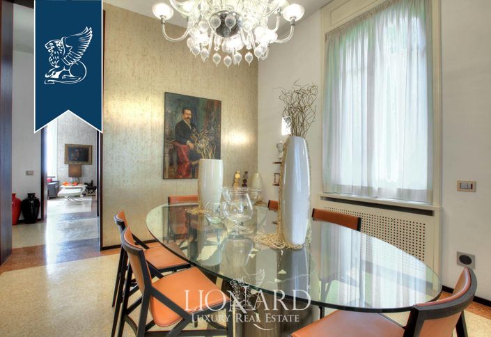 Image No.11-4 Bed Villa for sale