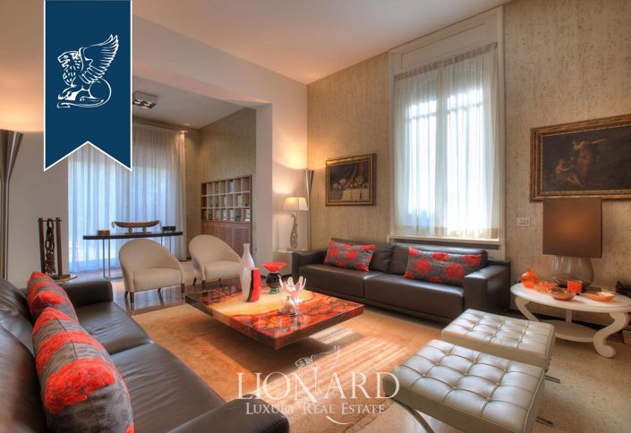 Image No.8-4 Bed Villa for sale