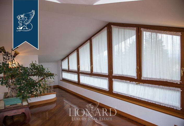 Image No.57-7 Bed Villa for sale