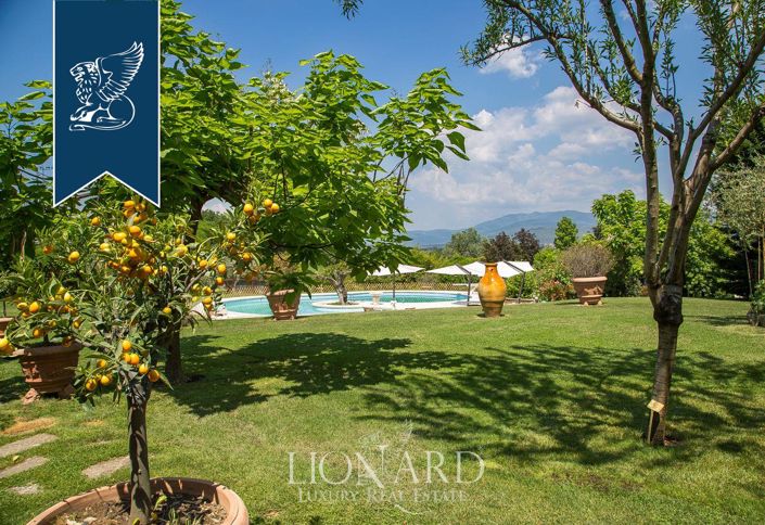 Image No.7-7 Bed Villa for sale