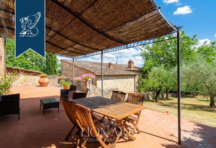 Image No.30-15 Bed Farmhouse for sale