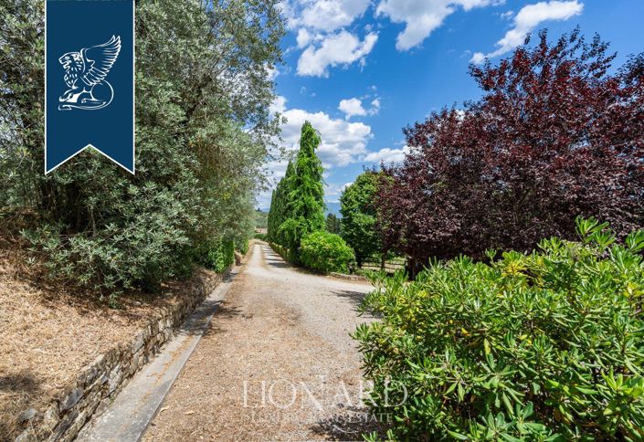 Image No.42-15 Bed Farmhouse for sale