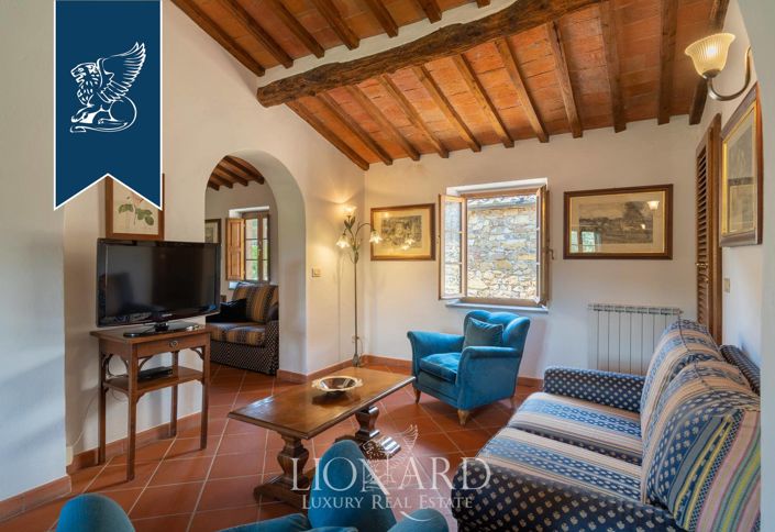 Image No.60-15 Bed Farmhouse for sale