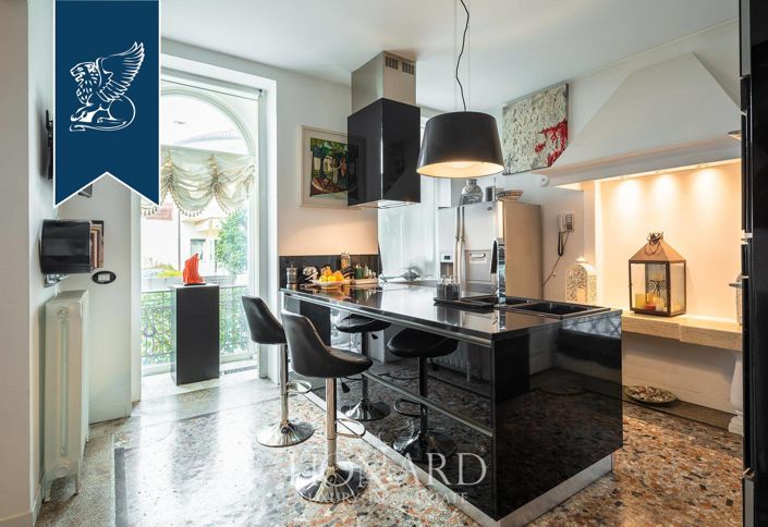 Image No.50-5 Bed Villa for sale