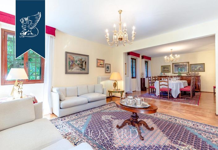 Image No.19-6 Bed Villa for sale