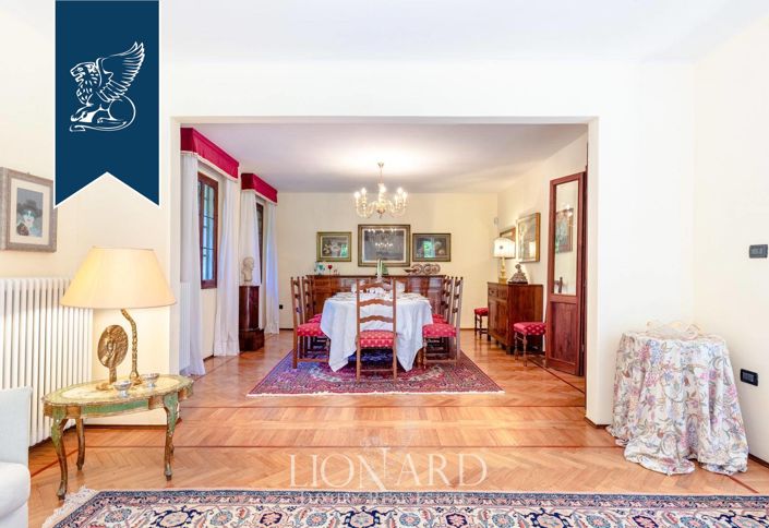 Image No.20-6 Bed Villa for sale