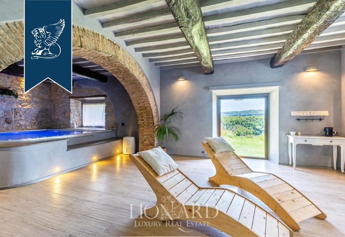 Image No.17-20 Bed Farmhouse for sale