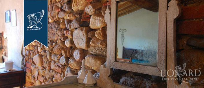 Image No.17-8 Bed Country House for sale