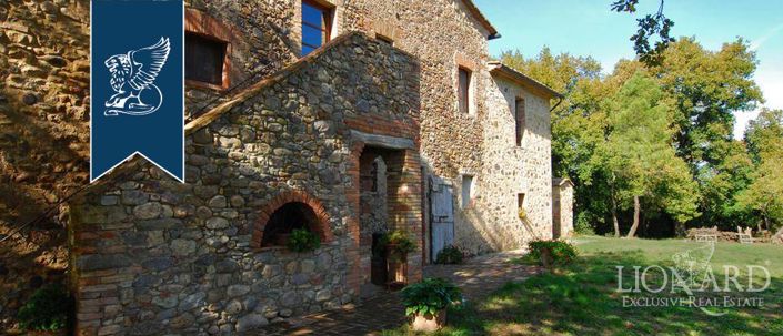 Image No.3-8 Bed Country House for sale