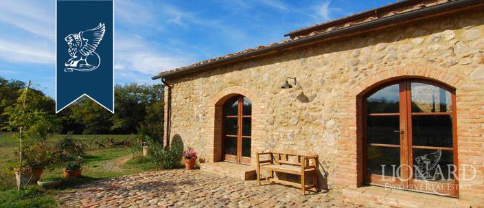 Image No.4-8 Bed Country House for sale