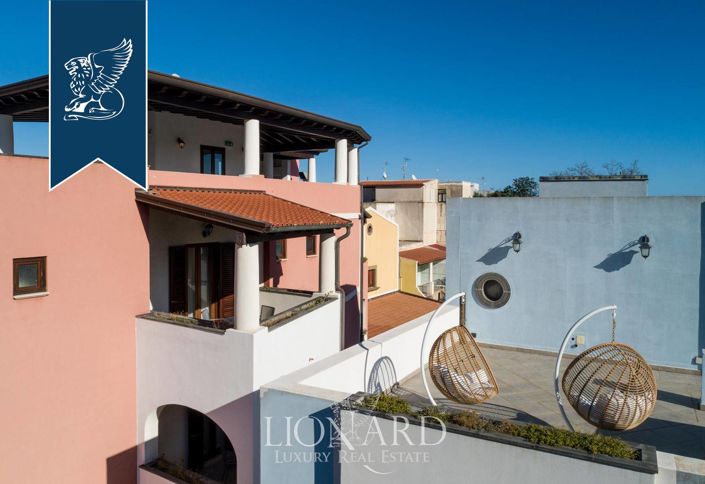 Image No.12-40 Bed Hotel for sale