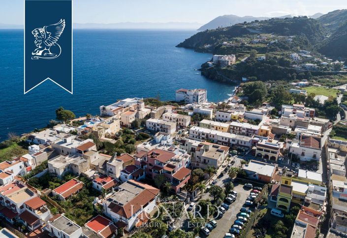 Image No.4-40 Bed Hotel for sale