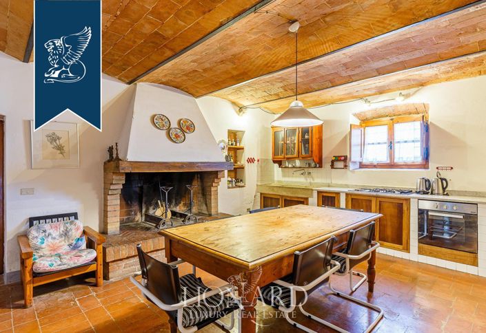 Image No.10-11 Bed Villa for sale