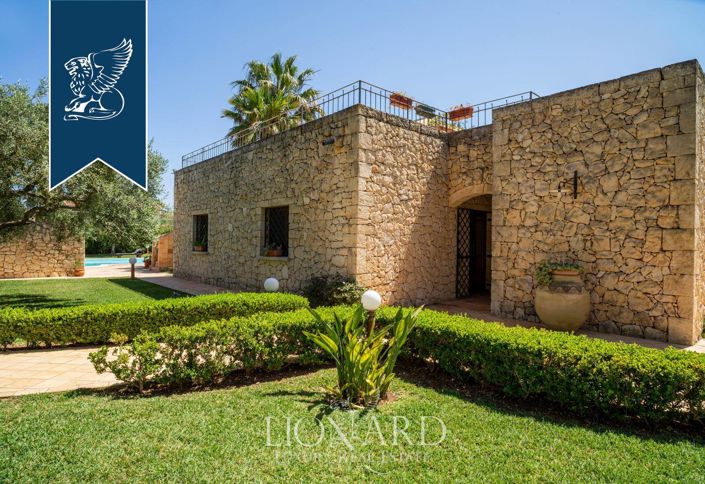 Image No.3-3 Bed Villa for sale