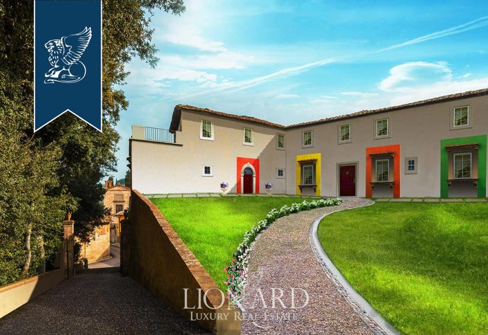 Image No.5-8 Bed Villa for sale