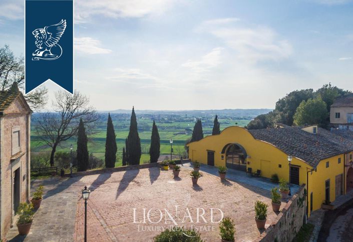 Image No.7-8 Bed Villa for sale