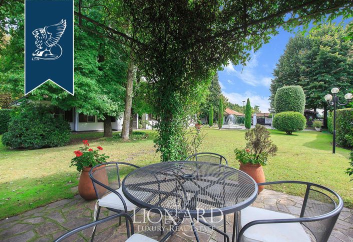 Image No.20-5 Bed Villa for sale