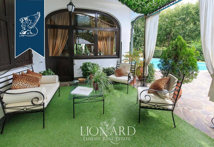 Image No.26-5 Bed Villa for sale