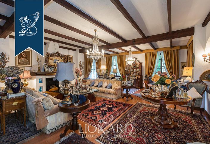 Image No.30-5 Bed Villa for sale