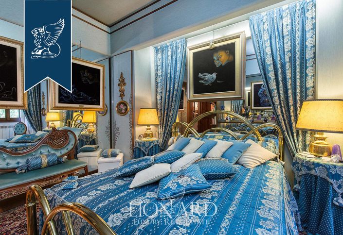 Image No.48-5 Bed Villa for sale