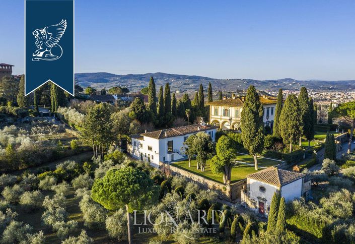 Image No.16-9 Bed Villa for sale