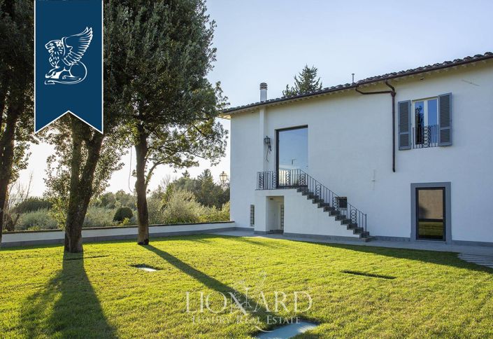 Image No.25-9 Bed Villa for sale