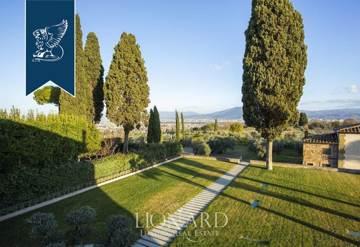 Image No.29-9 Bed Villa for sale