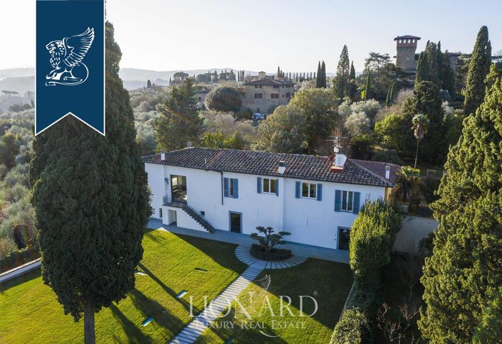 Image No.3-9 Bed Villa for sale