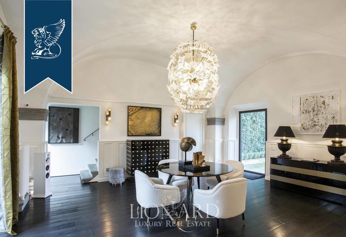 Image No.44-9 Bed Villa for sale