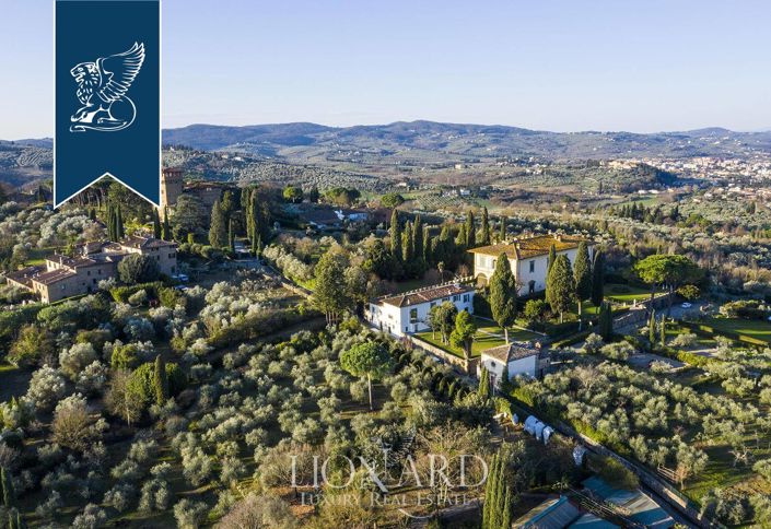 Image No.7-9 Bed Villa for sale