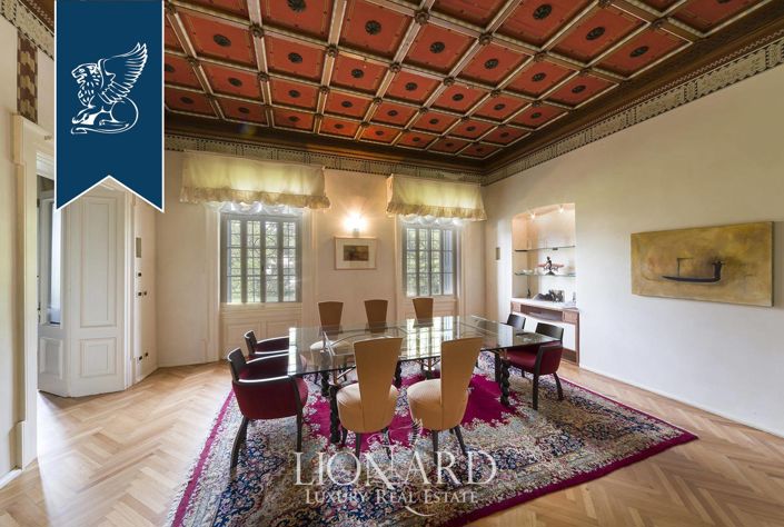 Image No.25-5 Bed Villa for sale