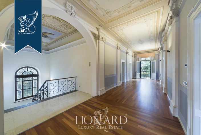 Image No.28-5 Bed Villa for sale