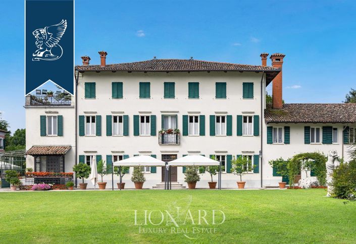 Image No.3-7 Bed Villa for sale